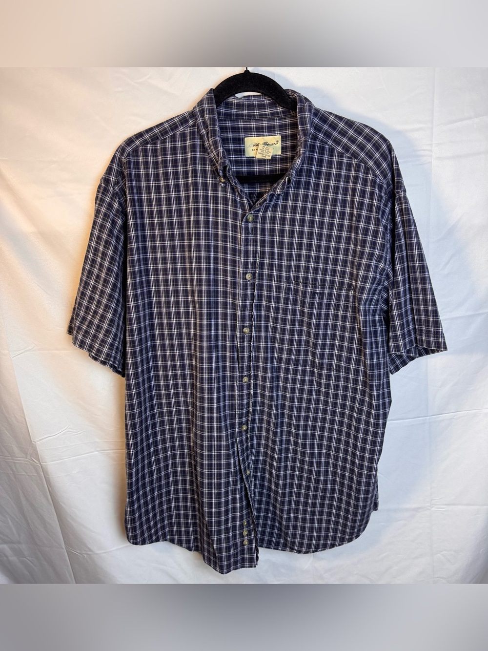 Eddie Bauer Navy & White Plaid Short-Sleeve Button-Down Shirt